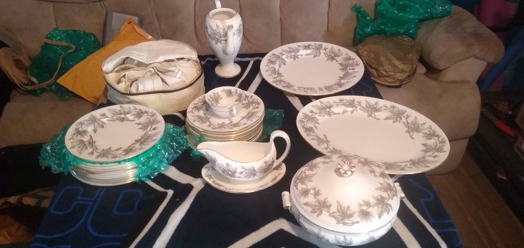 Wedgwood Bone China 40 Pieces