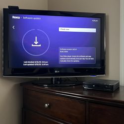LG 37” TV With DVD Player 