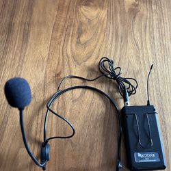 Fifine K031 Wireless Microphone And Transmitter