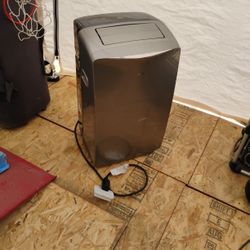 Air Conditioner/Humidifier 