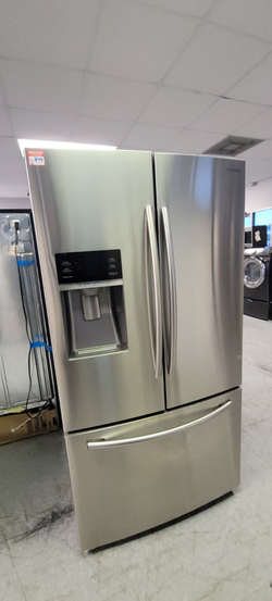 Samsung French Door Fridge – Stainless, Ice/Water Dispenser