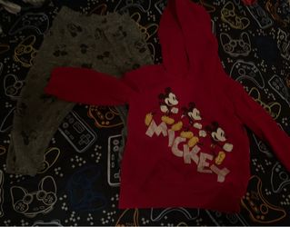 Disney Mickey two piece set size 3T