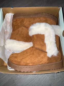 Brown boots 5.5
