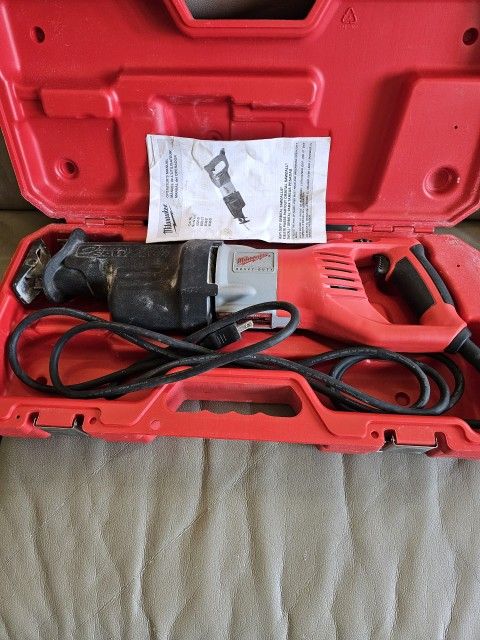 Milwaukee 15 Amp 1-1/4 in. Stroke Orbital SUPER SAWZALL Reciprocating Saw with Hard Case