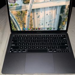 13 Inch Space Gray Macbook Air M1