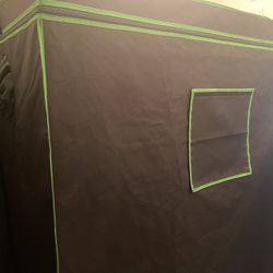 Tent Hydroponic Set Up