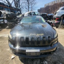 Jeep Cherokee 2015 Latitude (contact info removed) Parts 