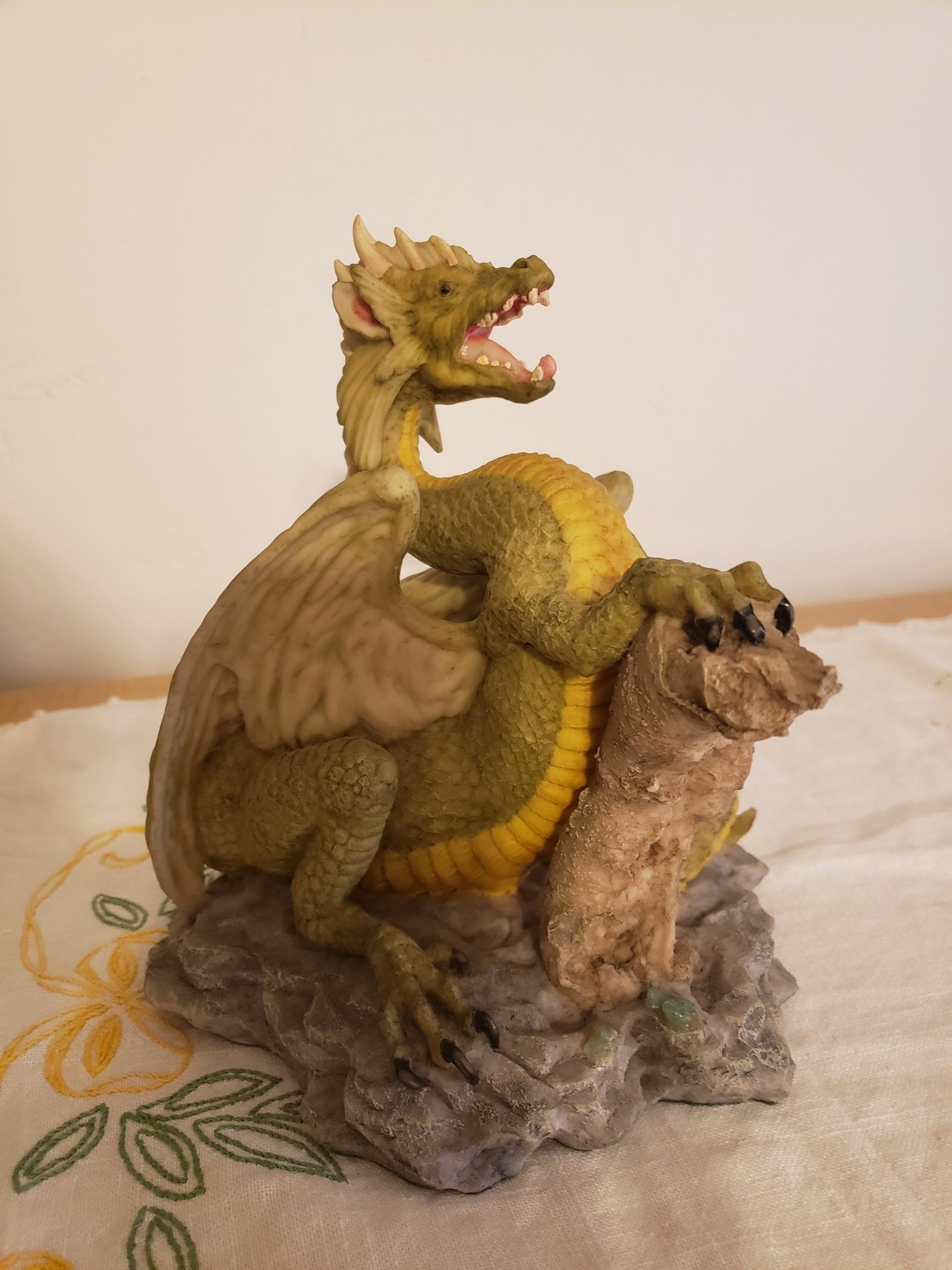 Wizard And Dragon Figurines Porcelain 13 Pcs