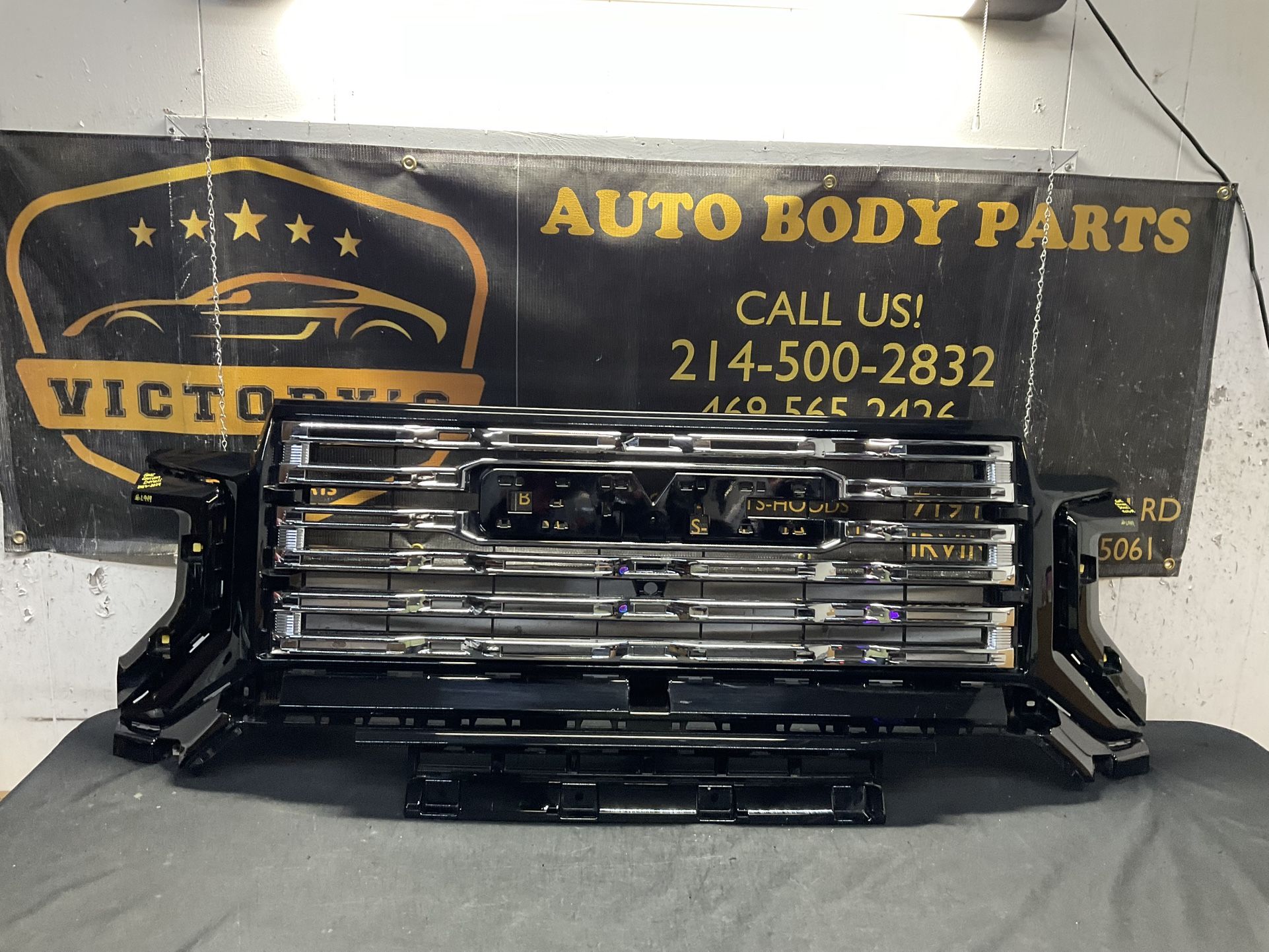 GMC CANYON DENALI 2023-2024 - GRILLE OEM