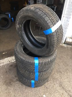 NICE SET OF 255/60/17 HANKOOK VENTURA