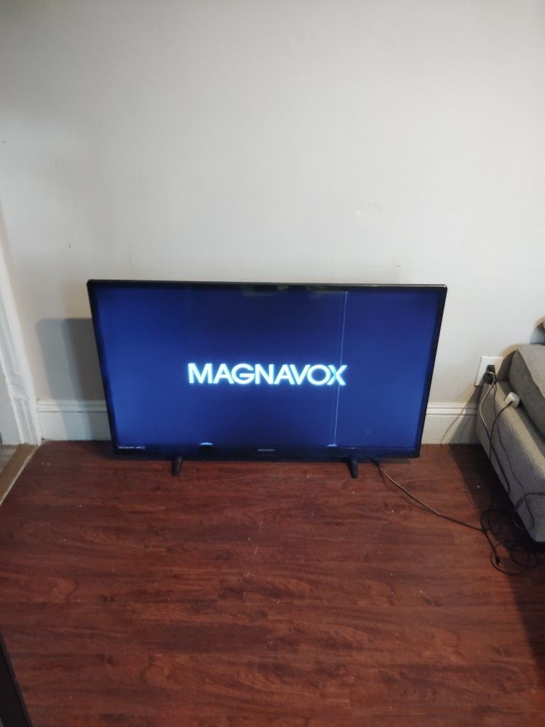 MAGNAVOX 50 inch TV