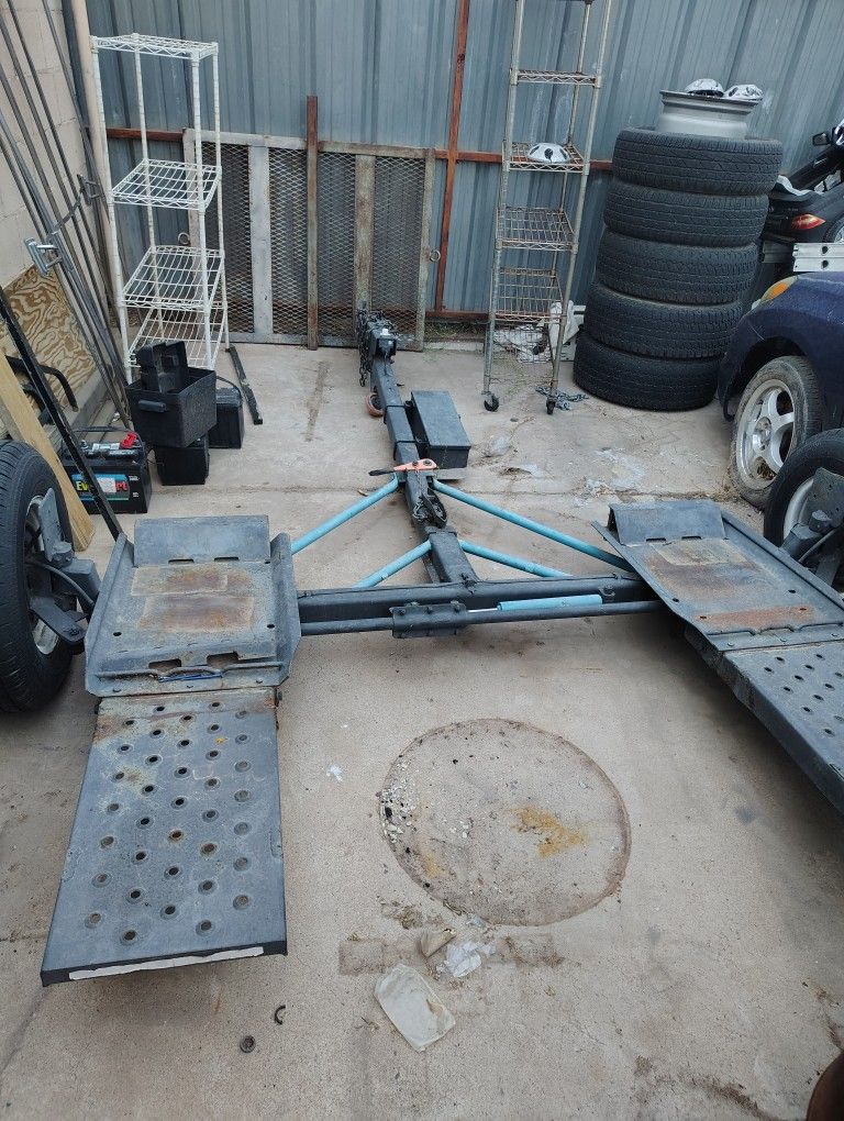 Car Tow Dolly