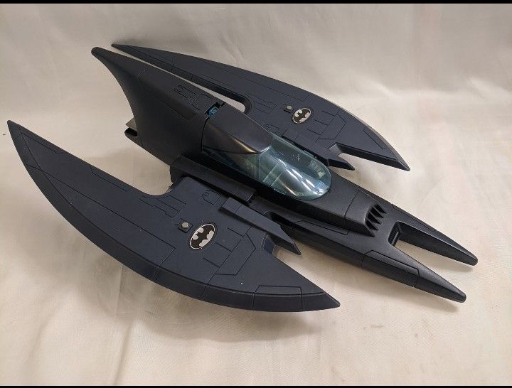 Vintage DC Batman Animated Series Batplane Batwing Bat Plane Jet 1993 Kenner