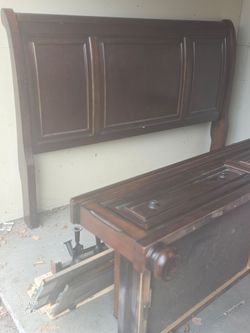King bed Frame