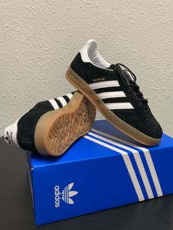 adidas gazelle silver green womens Adidas Gazelle Indoor Core Black Crew White Gum IH9679 – Sneaker Junkies main image 1