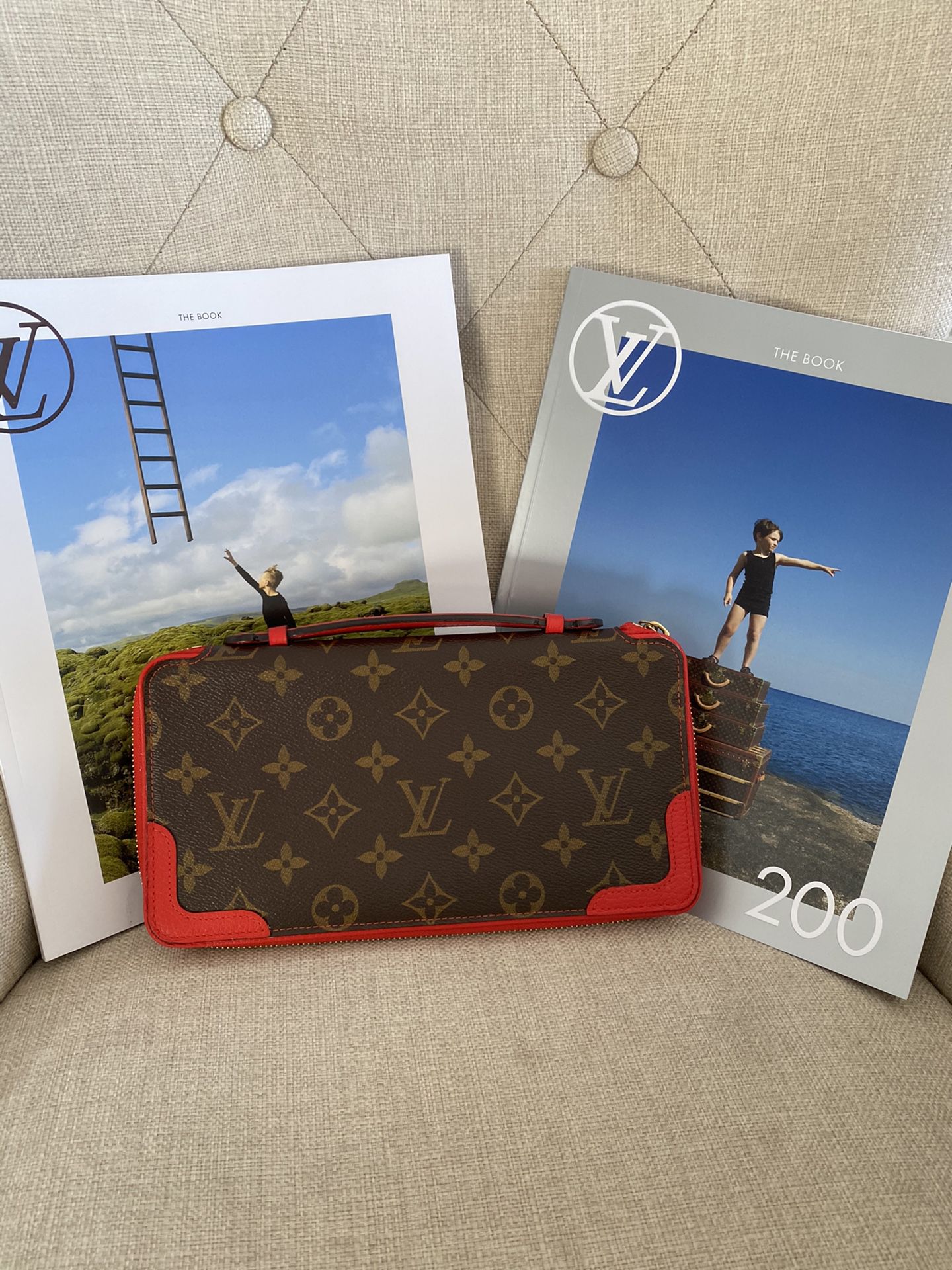 Louis Vuitton Monogram Daily Organizer Wallet for Sale in Carmichael, CA -  OfferUp