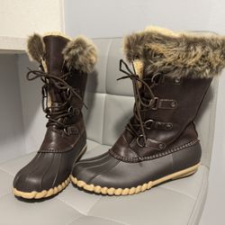 Brown Snow Boots 