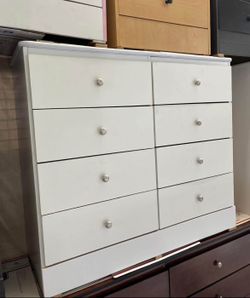 Eight Drawers Dresser With Rails 