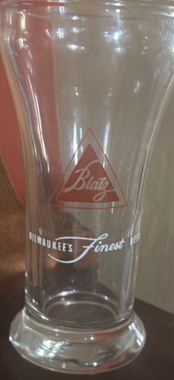 Collectible Vintage Milwaukee Blatz  8oz beer glass