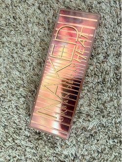 Urban tyyyyttyDecay Heat Eyeshadows