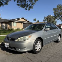 2005 Toyota Camry Low Miles Clean Title 