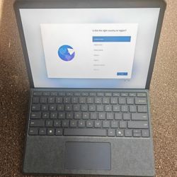 Microsoft Surface Pro 8 - 512GB (Model 1983)