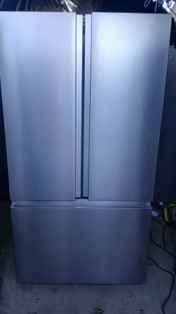 Refrigerator  Hisense