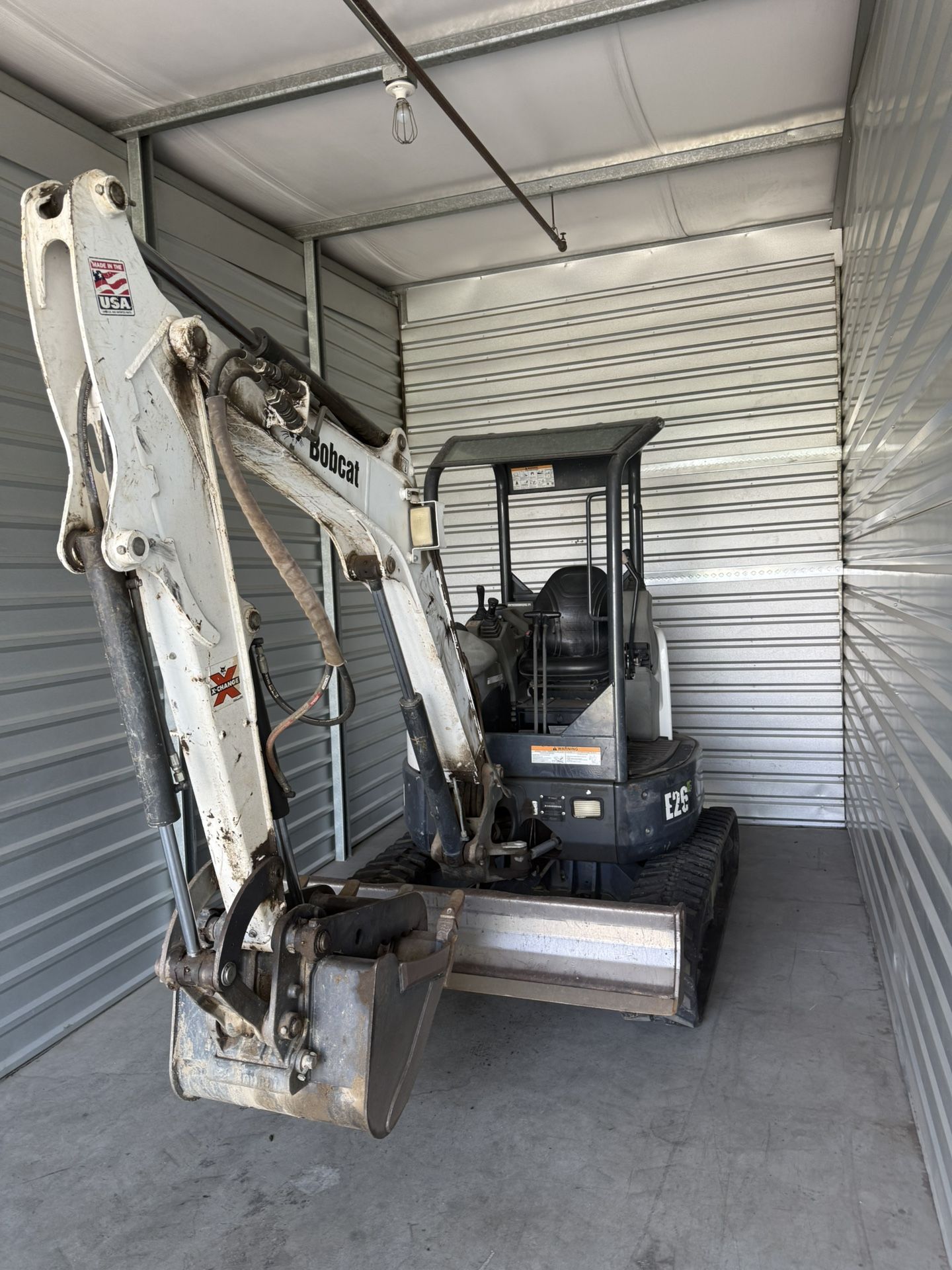 BOBCAT E26