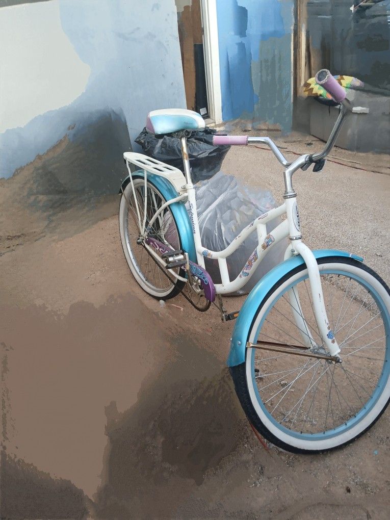 Women's Del Mar Schwinn Bike