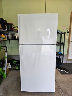 Whirlpool refrigerator model wrt519szd09