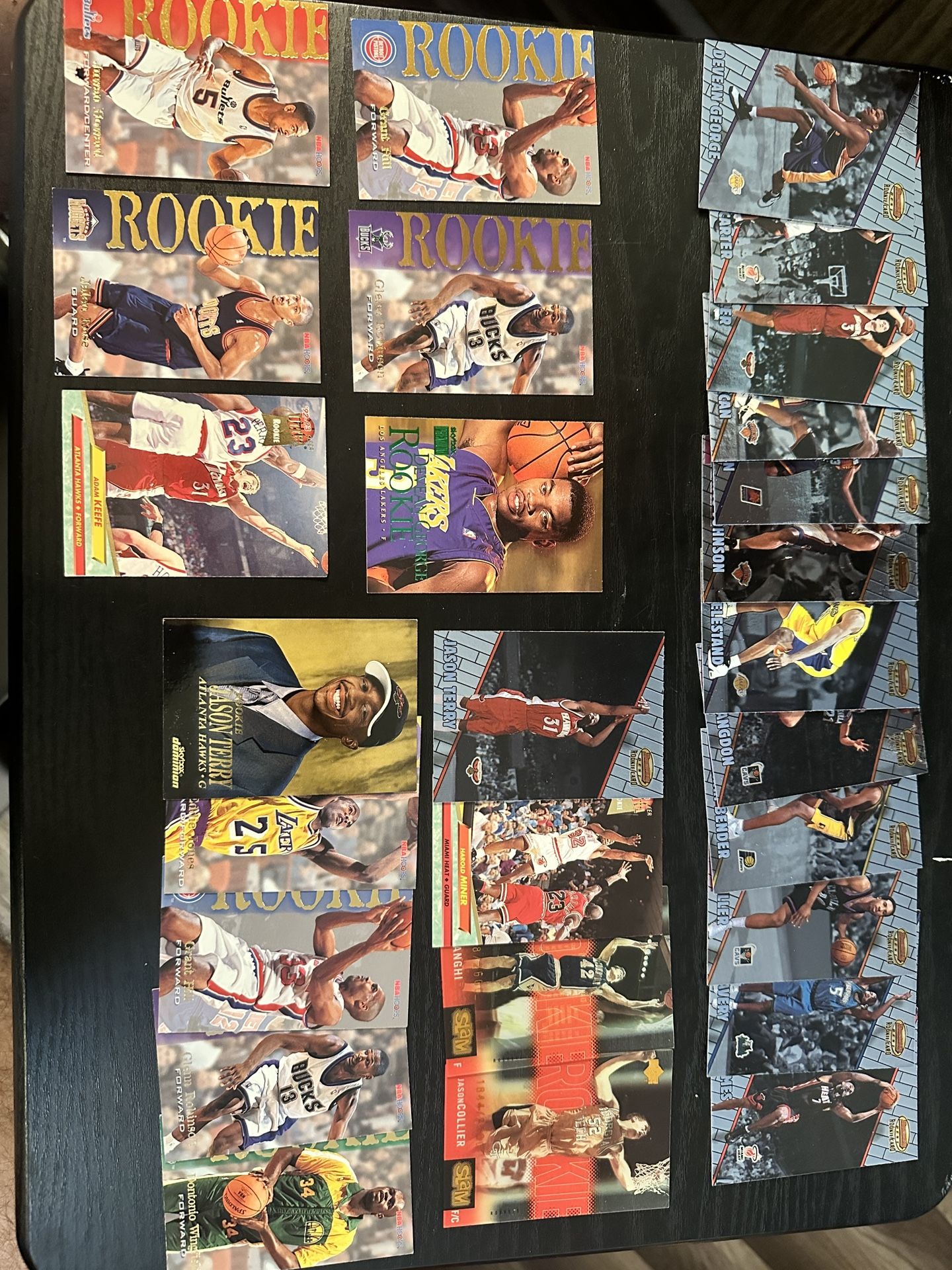 Lot of 43 Basketball Rookies Cards