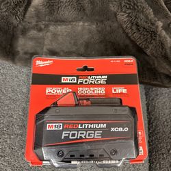 Milwaukee M18 18V Lithium-Ion REDLITHIUM FORGE XC 8.0 Ah Battery