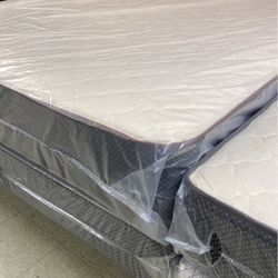                👑NEW KING SIZE REG  MATTRESS  👑 