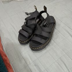 Doc Martin Sandals Sz 9