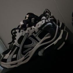Balenciaga White Runner 