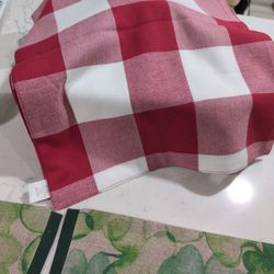 Red And White Buffalo Check Table Runner