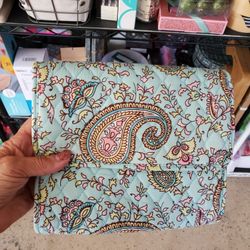 Lemon Hill Quilted Cosmetic Bag/ Can Hang