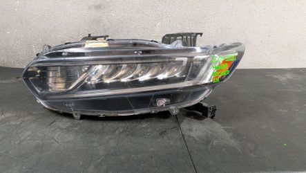 2018-2019-2020 HONDA ACCORD LEFT HEADLIGHT OEM USED #10390