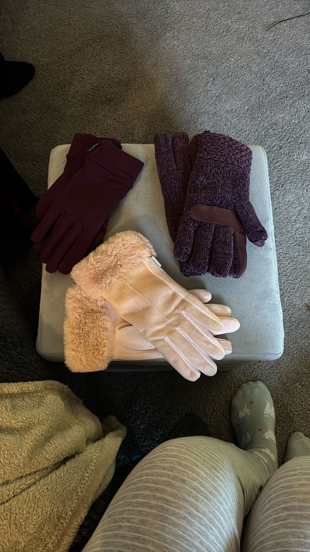 Box Of Women’s Winter Gloves (12) Scarves (3) Headbands (2) Adidas Gaiter