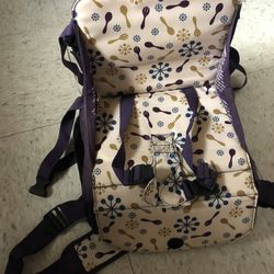 Munchkin Travel Child Booster Seat