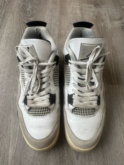 Air Jordan 4 Military Black Size 11.5