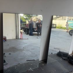 6 Gym Mirrors 