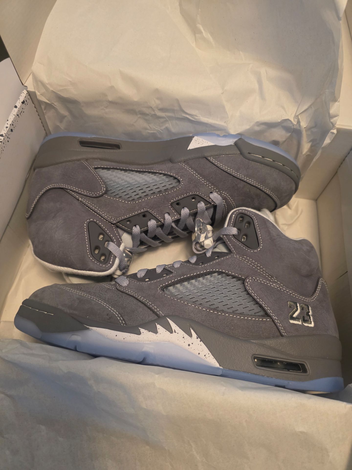 Jordan 5 Wolf Grey