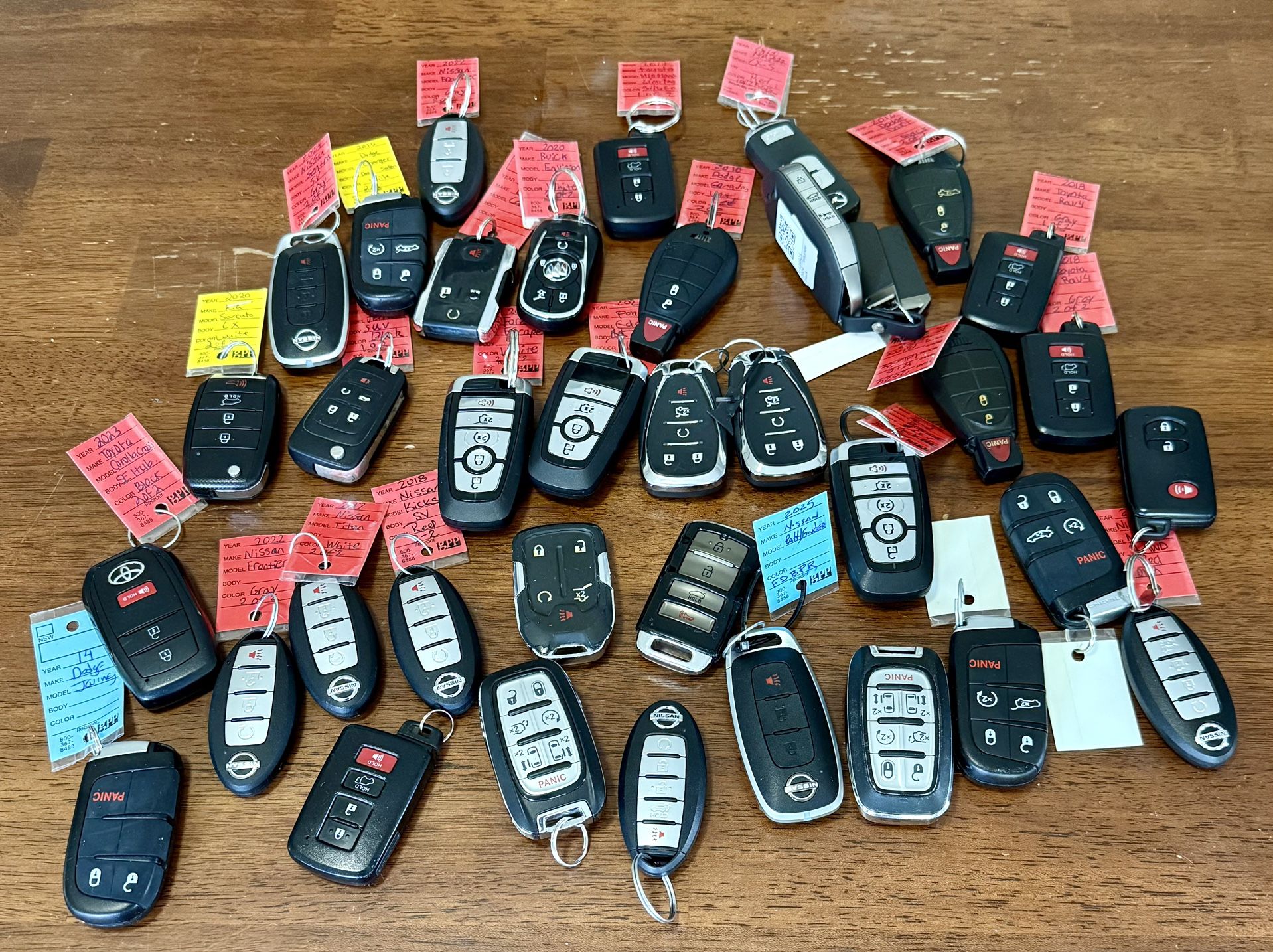 36 Miscellaneous Working Key Fobs