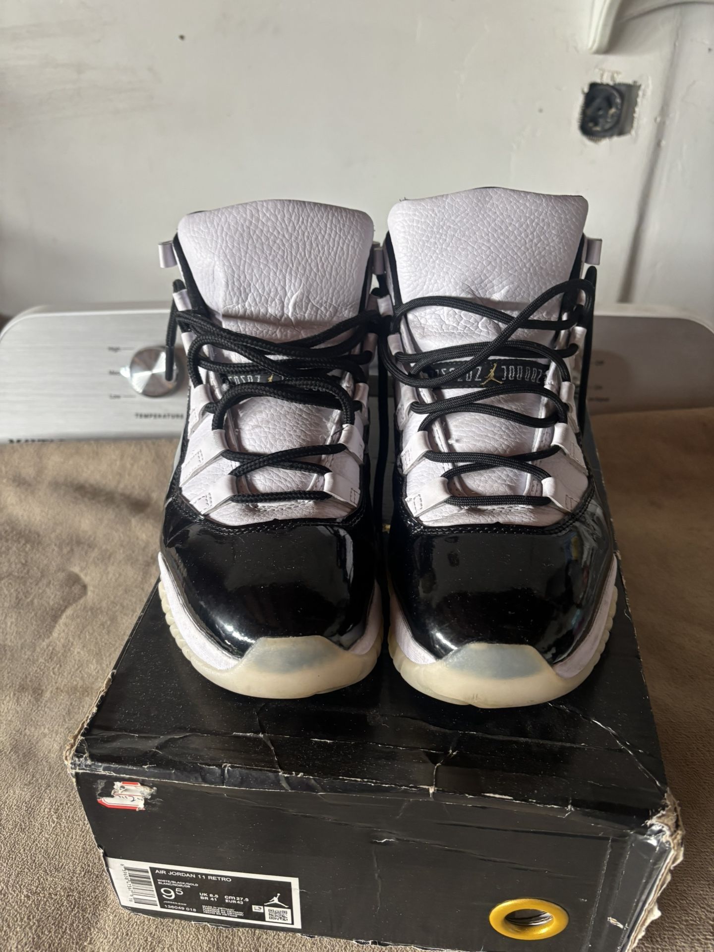 Jordan 11 Gratitude Size 9.5 Great Condition $60