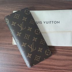 Louis Vuitton Leather Wallet