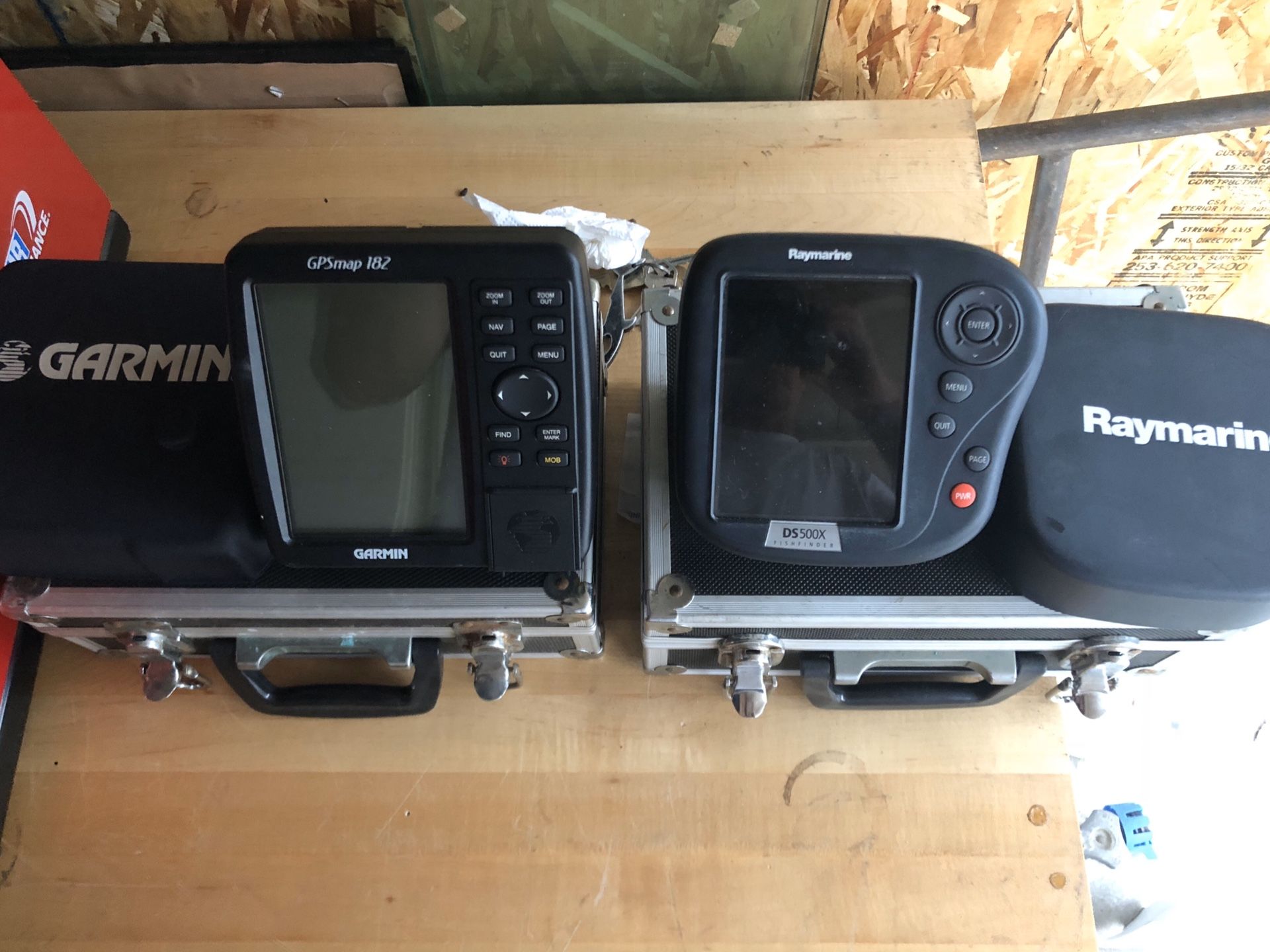Raymarine fish finder & Garmin chart plotter