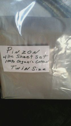 Pinzon 4 pc Sheet set Twin size 100 % Organic Cotton light gray in color