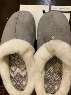 Women slippers