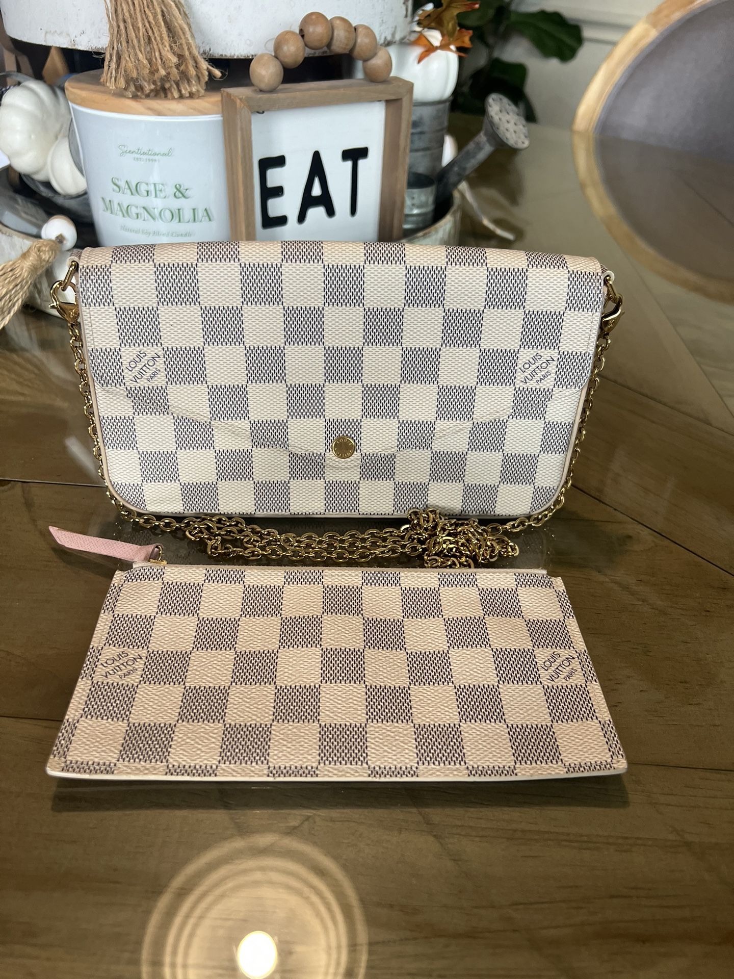 Louis Vuitton Pochette Felicie